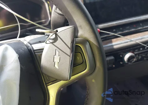 2025 Chevrolet Silverado 1500 2Wd Short Bed Rst z USA, uszkodzony, nr VIN 1GCPADEK8SZ160347